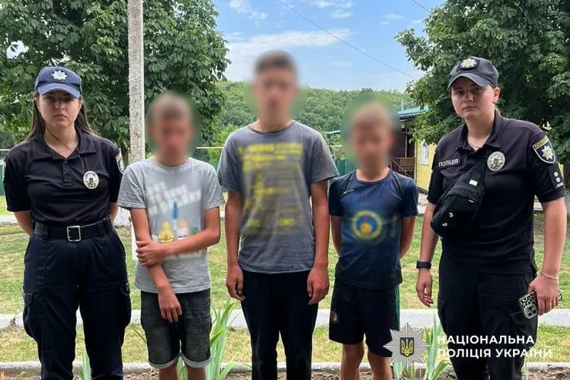 Поліція шукала трьох дітей, які зникли з навчального закладу в Лохвиці