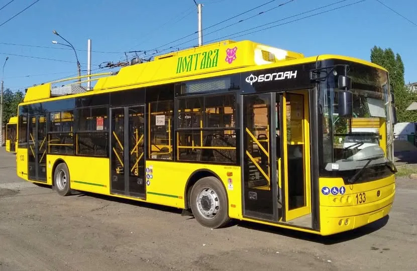 У Полтаві тимчасово змінили два тролейбусні маршрути
