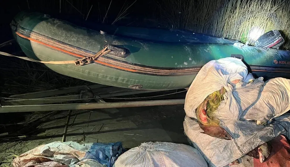 З водойми на Полтавщині дістали браконьєрські сітки