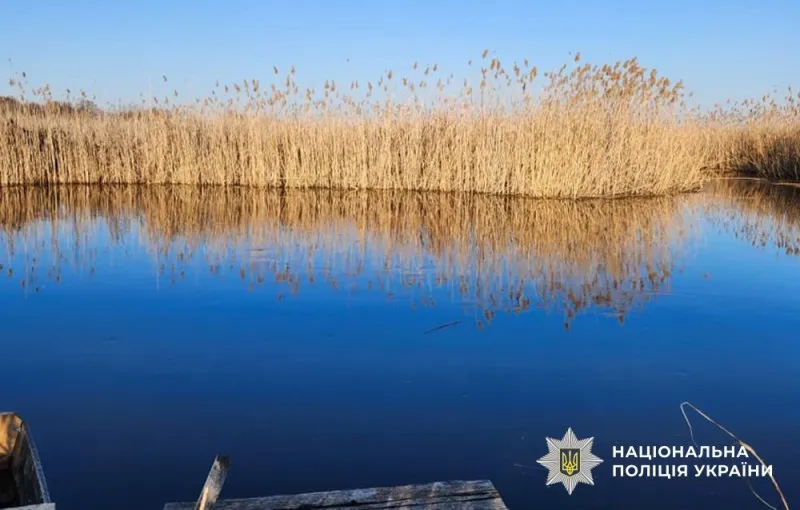 У Пирятині біля водойми знайшли мертвого чоловіка