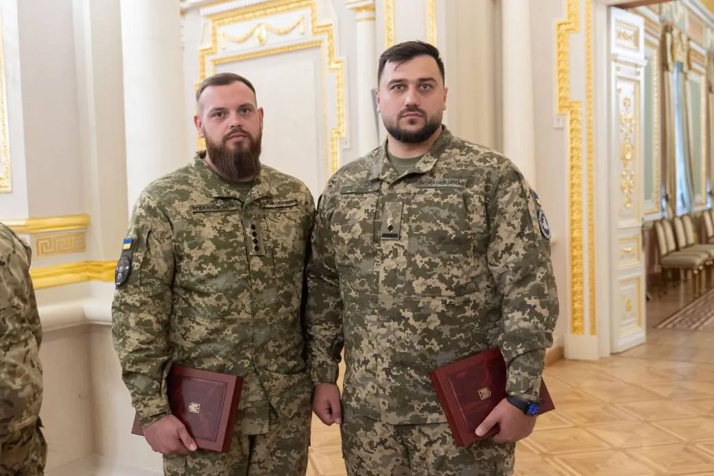 Президент нагородив двох полтавських авіаторів