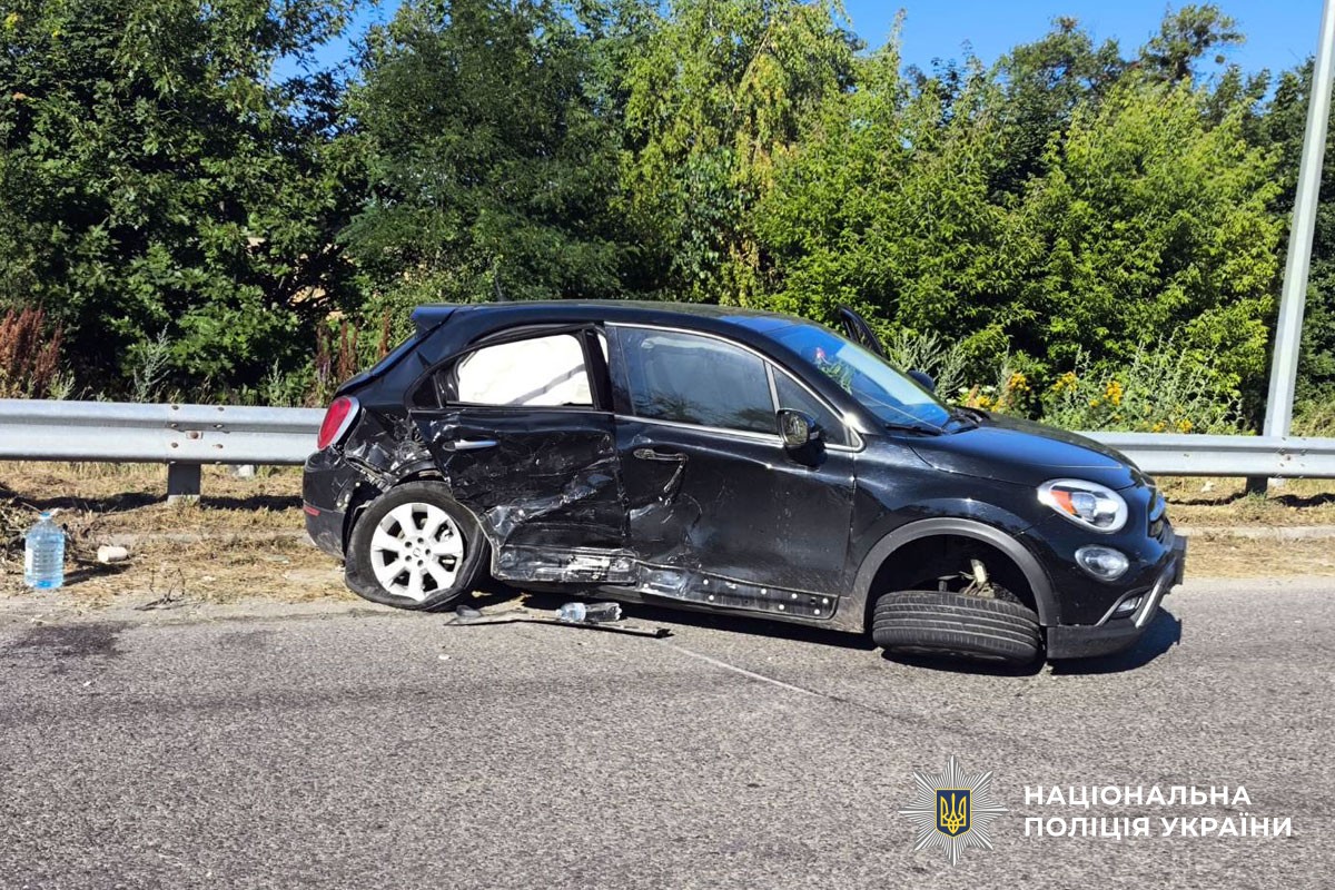 На Полтавщині в аварії двох легковиків постраждав чоловік