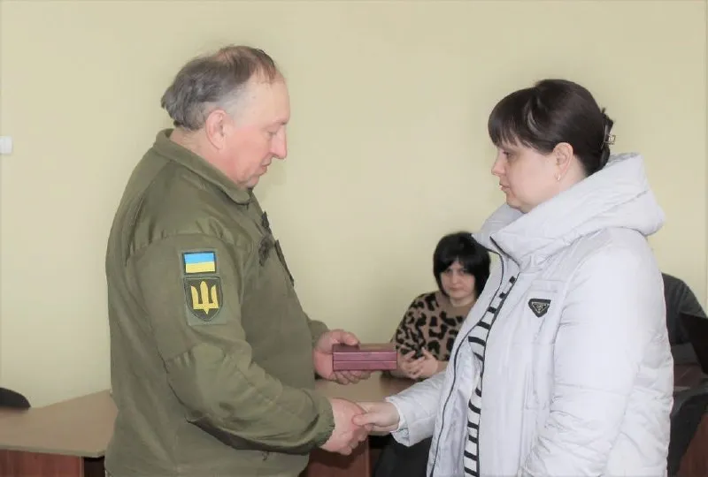 На Полтавщині вручили посмертний орден родині загиблого військового