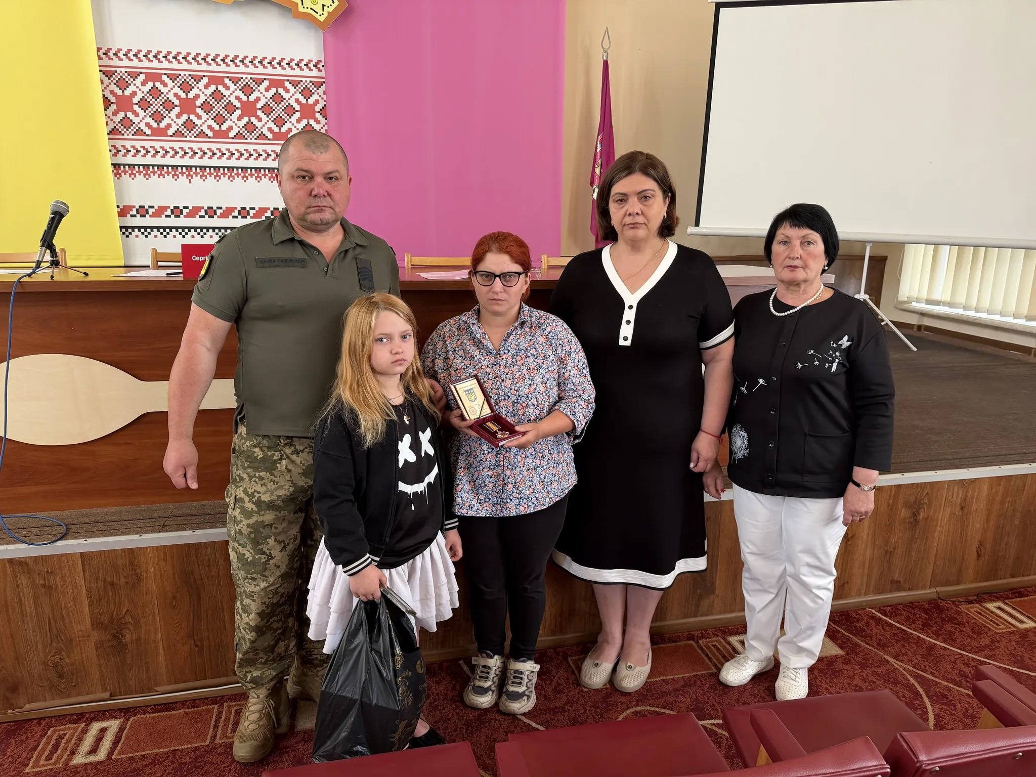 Родині полеглого захисника з Полтавщини передали його нагороду