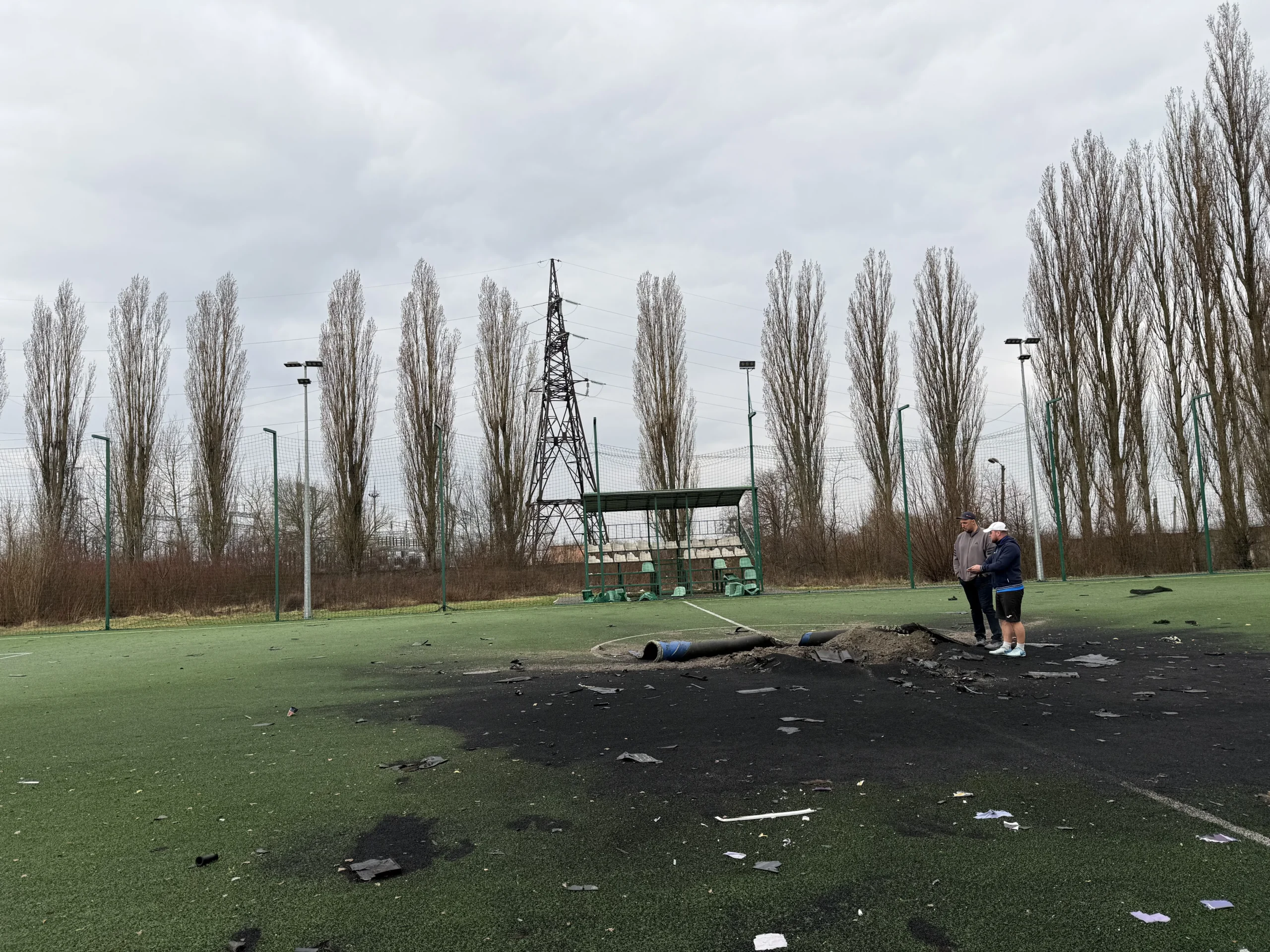 «Тут життя вирувало на повну»: власник пошкодженої ворогом футбольної арени в Полтаві  