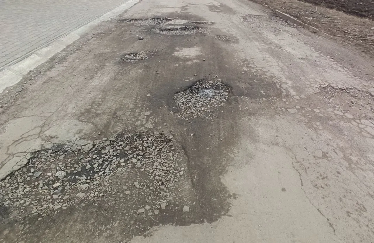 УЖКГ уклало договори на поточний  ремонт 11 полтавських вулиць