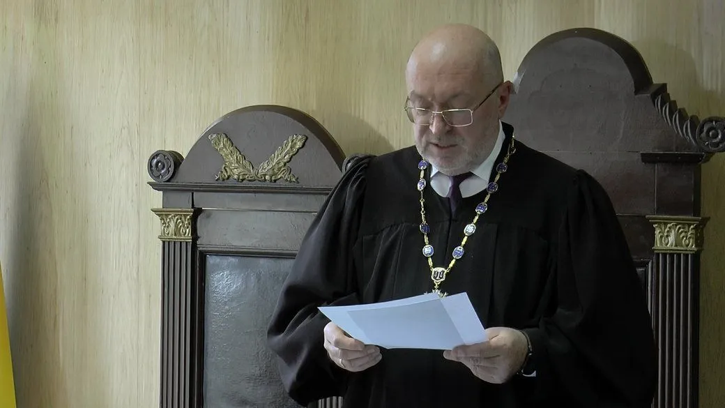 Пенсія у понад півмільйона: що задекларував звільнений з посади суддя Октябрського райсуду Савченко