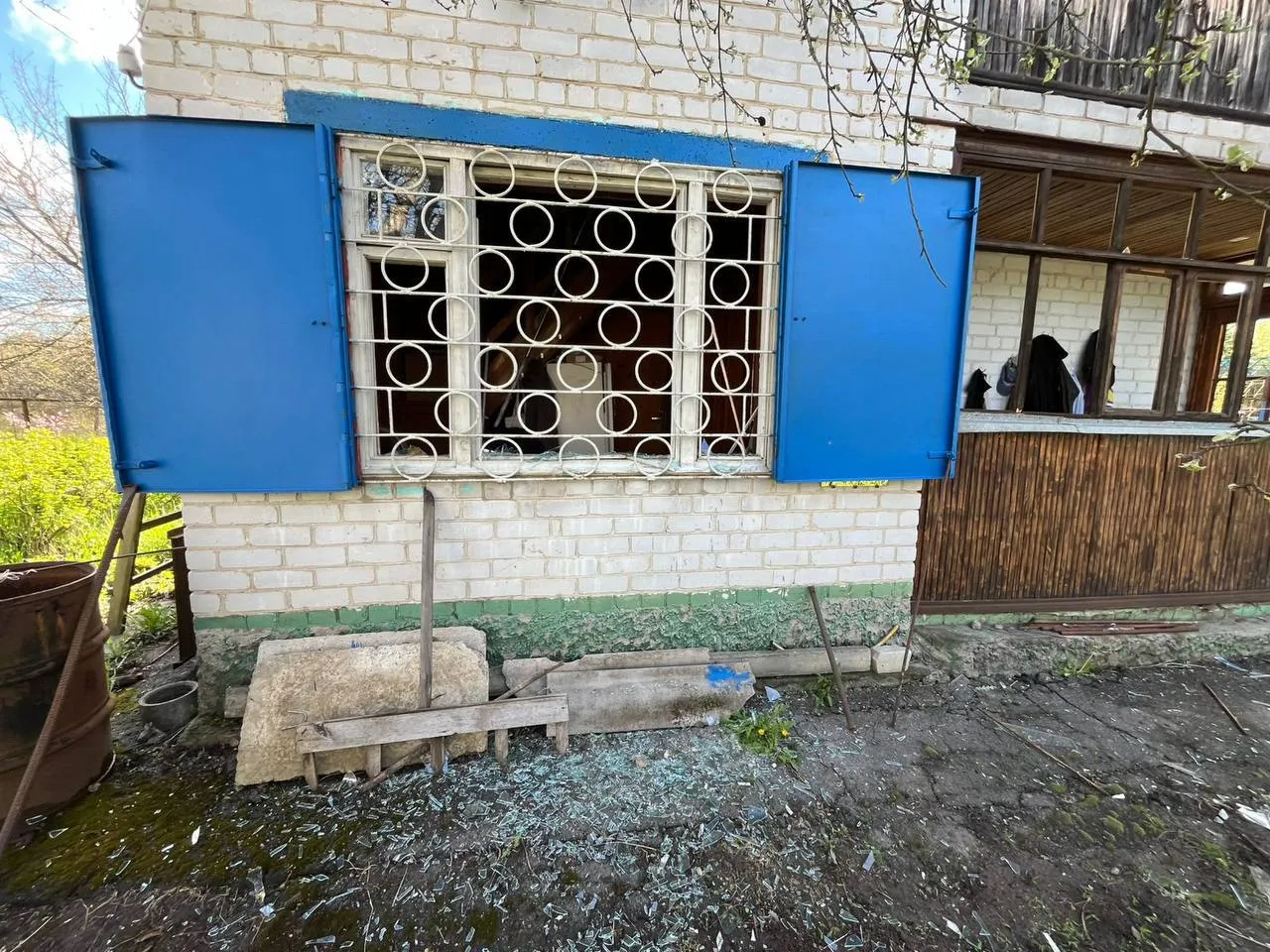 Пошкодження вікон, балконів та лоджії – наслідки російської атаки на Полтавську громаду