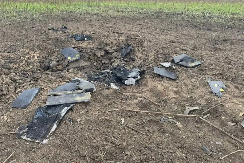 Через падіння уламків дронів на Полтавщині поранена людина