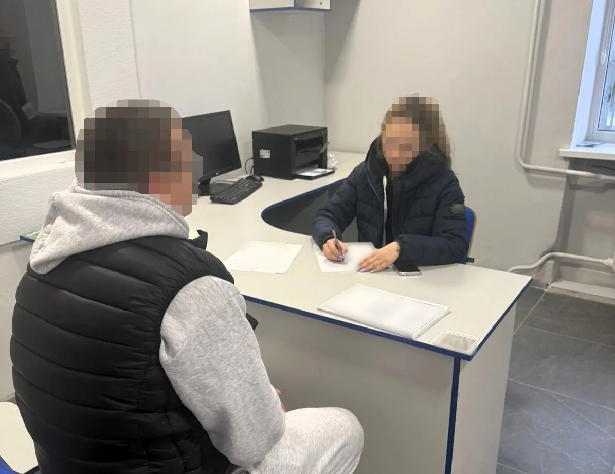 У Миргородському районі 12-річна дівчинка народила дитину після зґвалтування