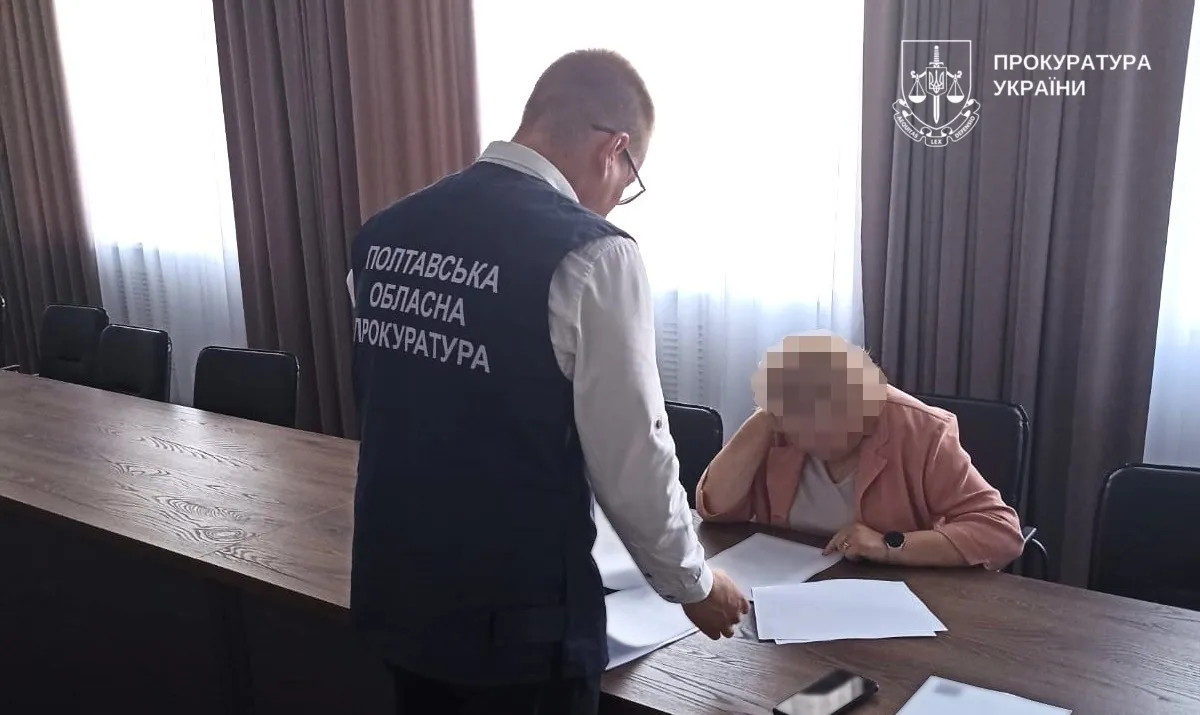 Депутаток двох сільрад у Полтавському районі підозрюють у зловживанні службовим становищем