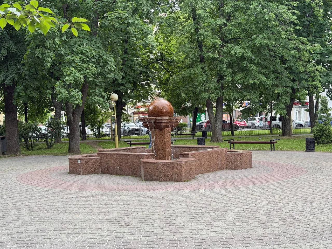У Полтаві запустили три міські фонтани