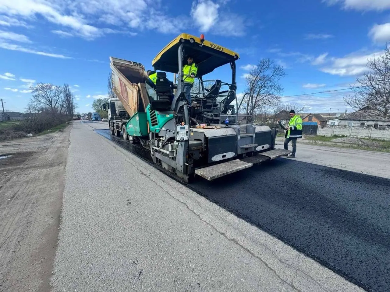 30 громад Полтавщини долучилися до ремонту доріг на умовах співфінансування