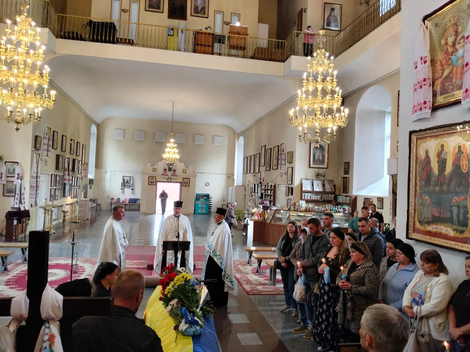 У Полтаві попрощалися з полеглим на війні захисником