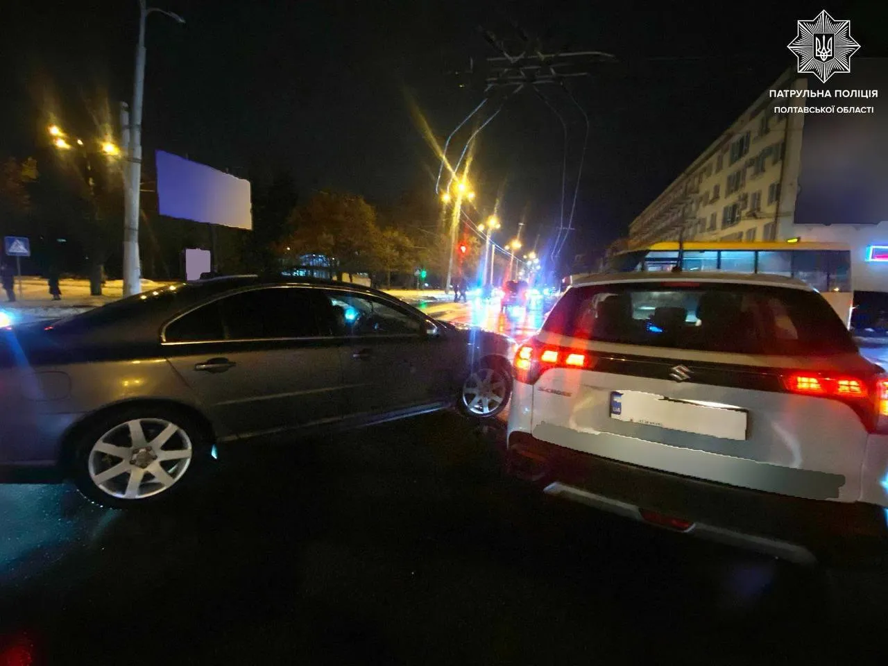 У Полтаві на перехресті Соборності та Сінної сталася дорожньо-транспортна пригода