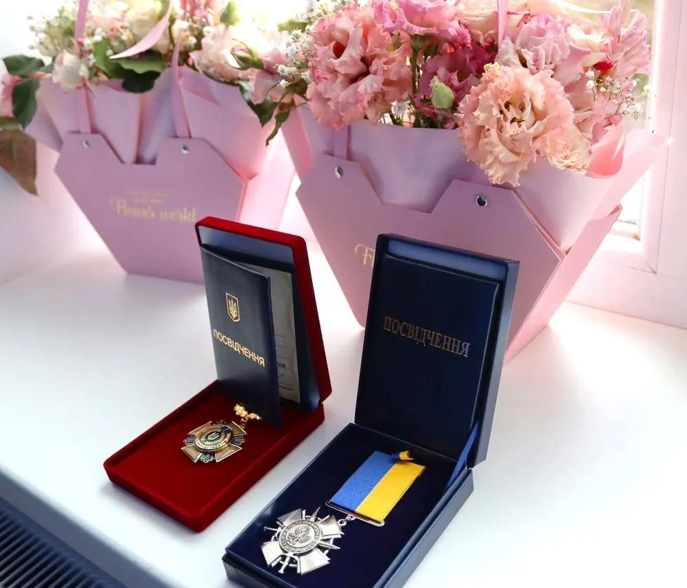 Рідним військових з Полтавщини передали їхні нагороди