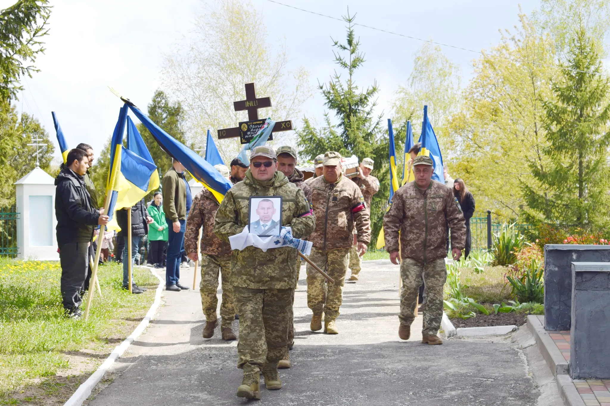 На Полтавщині попрощалися із захисником Андрієм Саньком