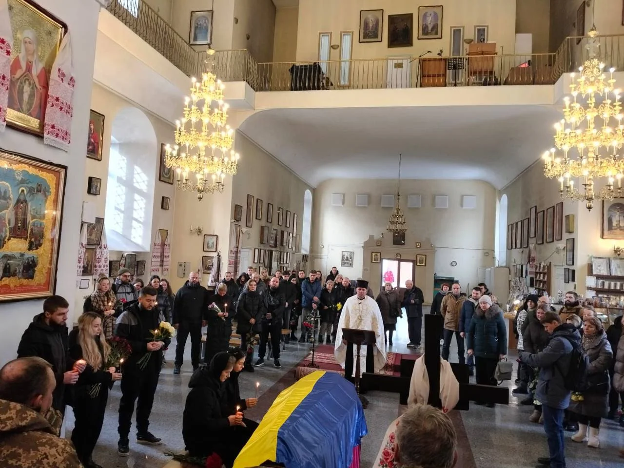 Полтавська громада попрощалася із загиблим захисником 