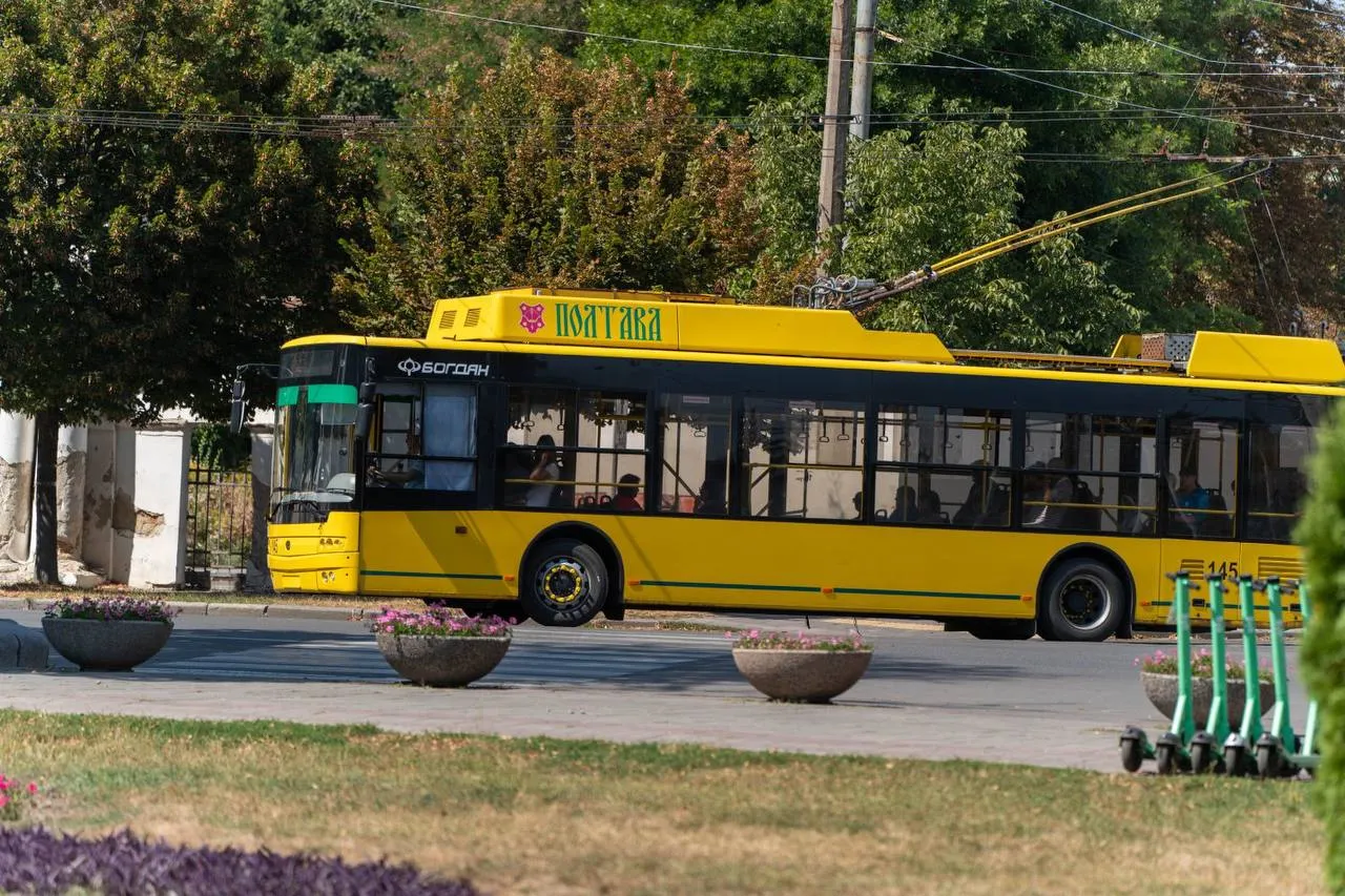 У Розсошенцях тимчасово змінюють рух транспорту