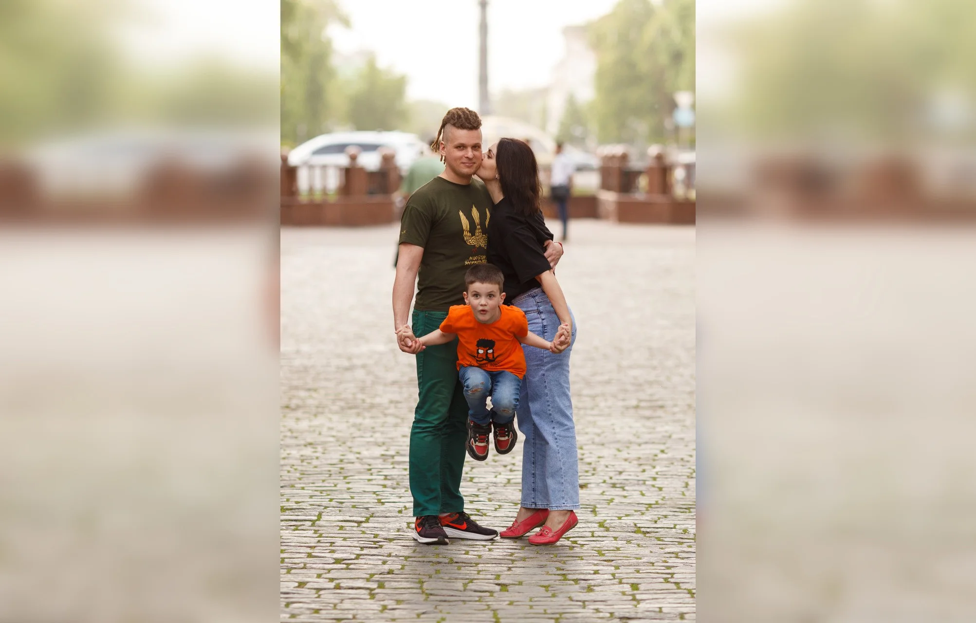 «Виховувати дитину самостійно – це дуже тяжко», – як полтавка справляється з материнством, поки чоловік на війні