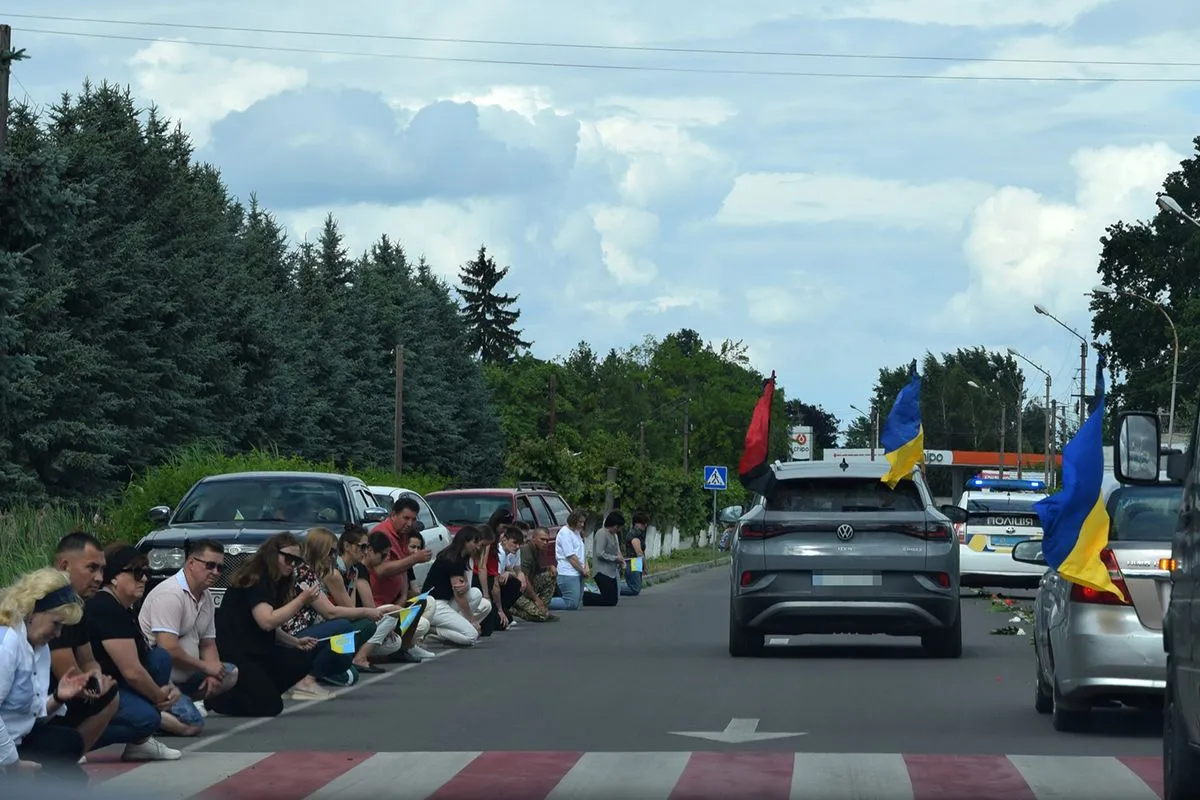 Як зустріти траурний кортеж та вшанувати пам’ять загиблих військових
