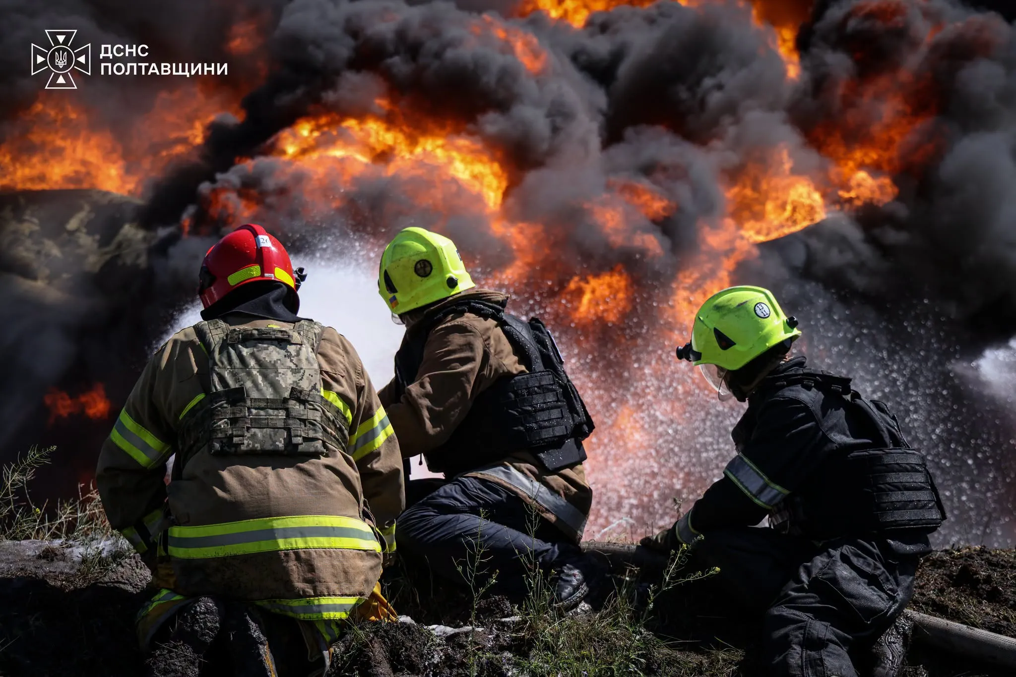 Рятувальників Полтавщини відзначили державними нагородами