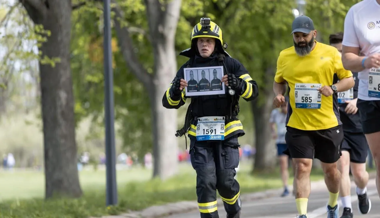 «Перетнувши фінішну лінію, я сів і заплакав» – полтавський рятувальник присвятив забіг загиблим колегам