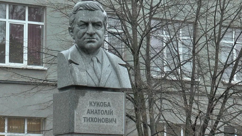 Героїв «Азову» замість Кукоби – у Полтаві перейменували низку вулиць
