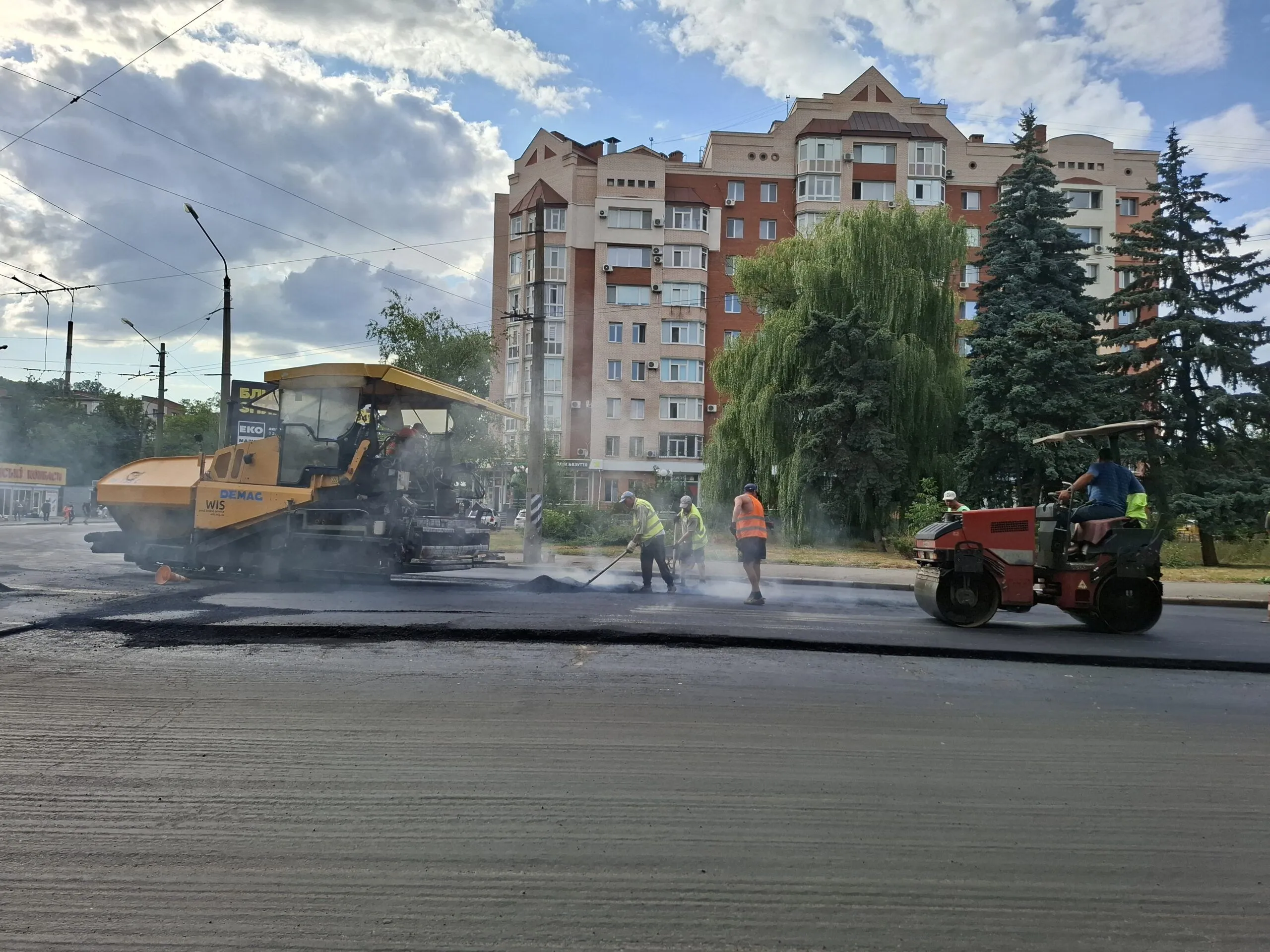 На Полтавщині уклали понад 30 угод на ремонт доріг з компанією, заснованою корупціонером