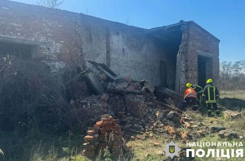 У Кременчуцькому районі чоловік загинув через обвал стіни будівлі