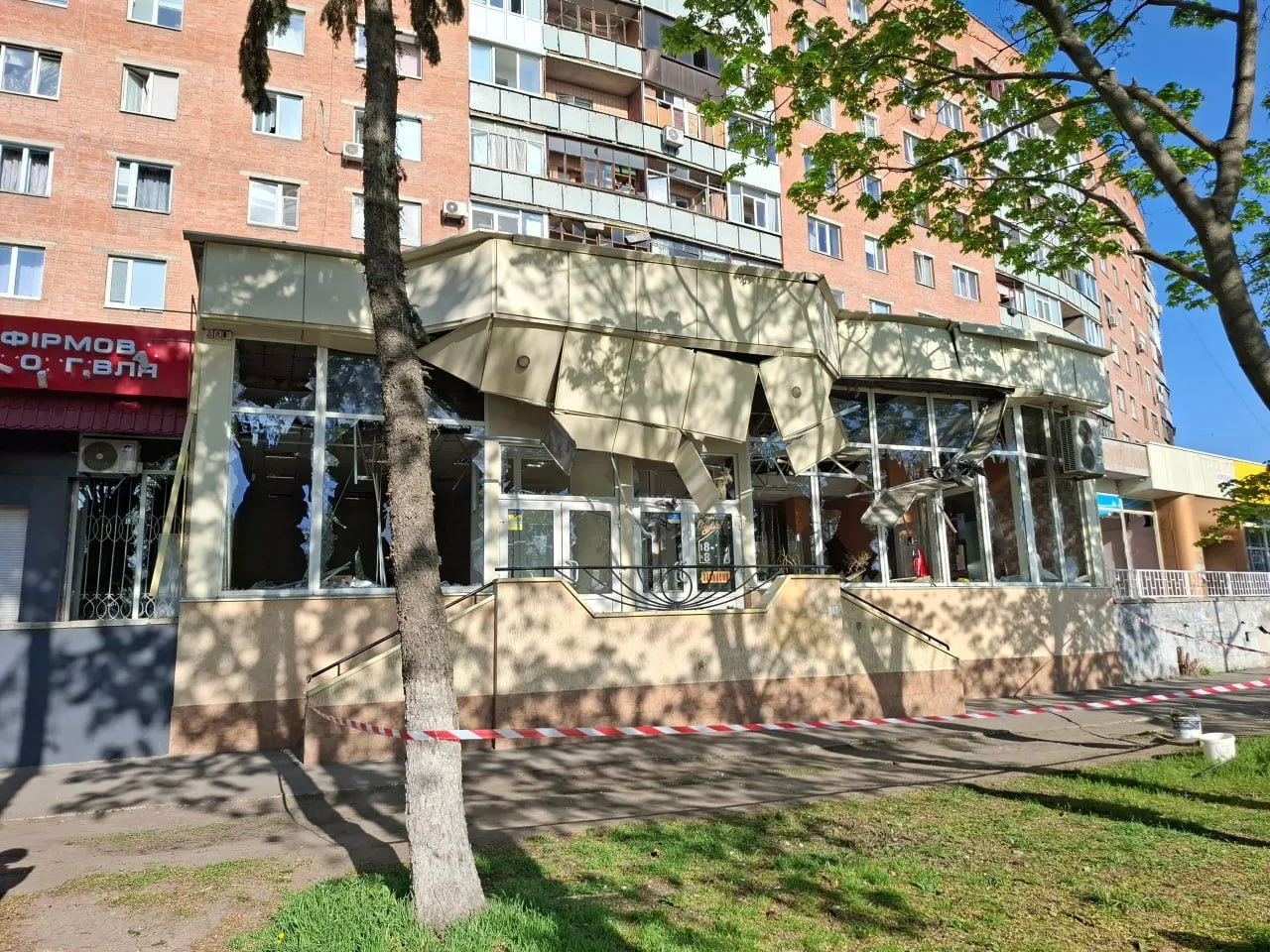 Полтавський виконком проведе зустрічі з полтавцями, чиє майно пошкодили «шахедні» атаки