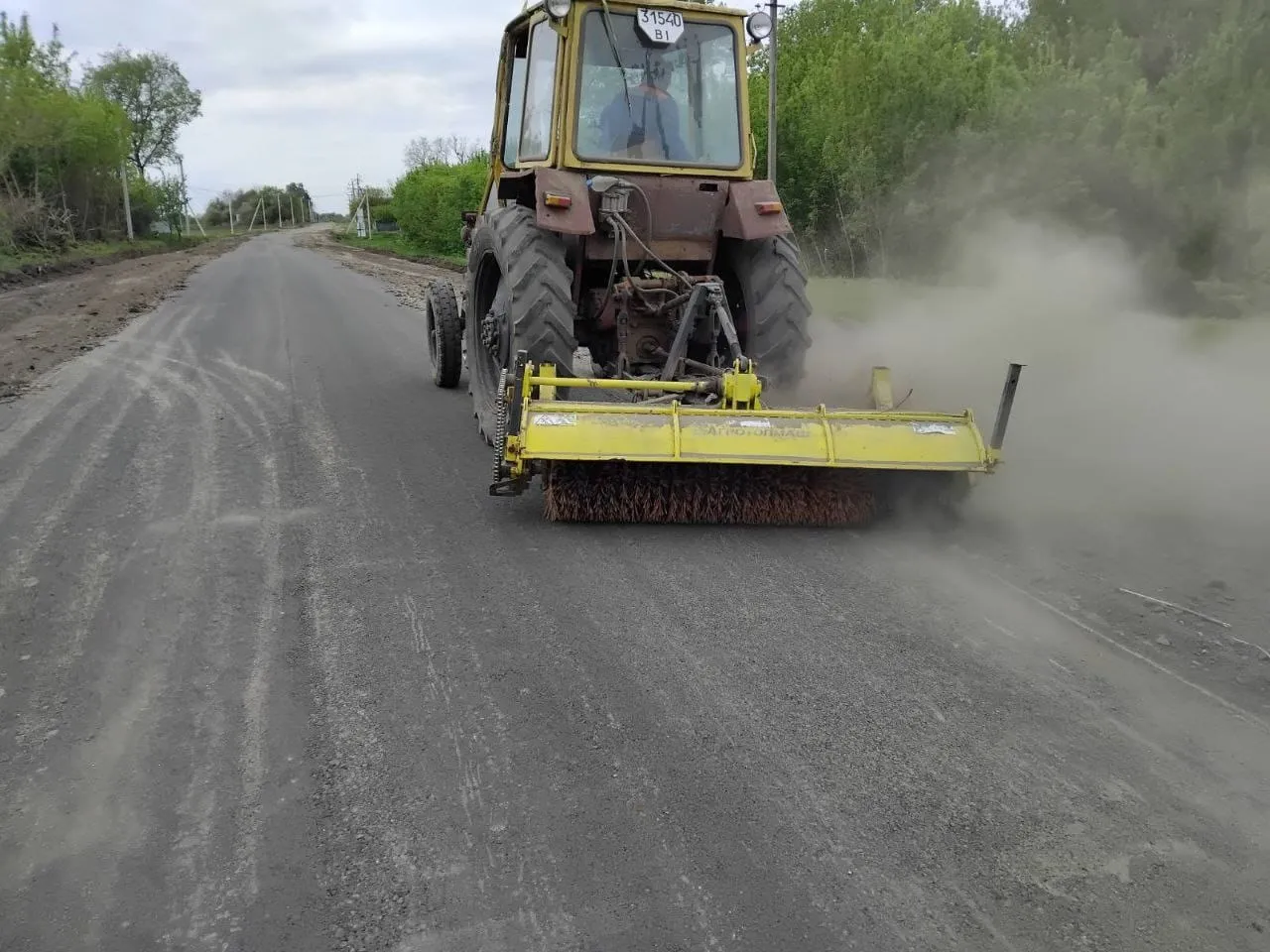 У Полтавській області відновили понад 88 тисяч квадратних метрів автошляхів місцевого значення