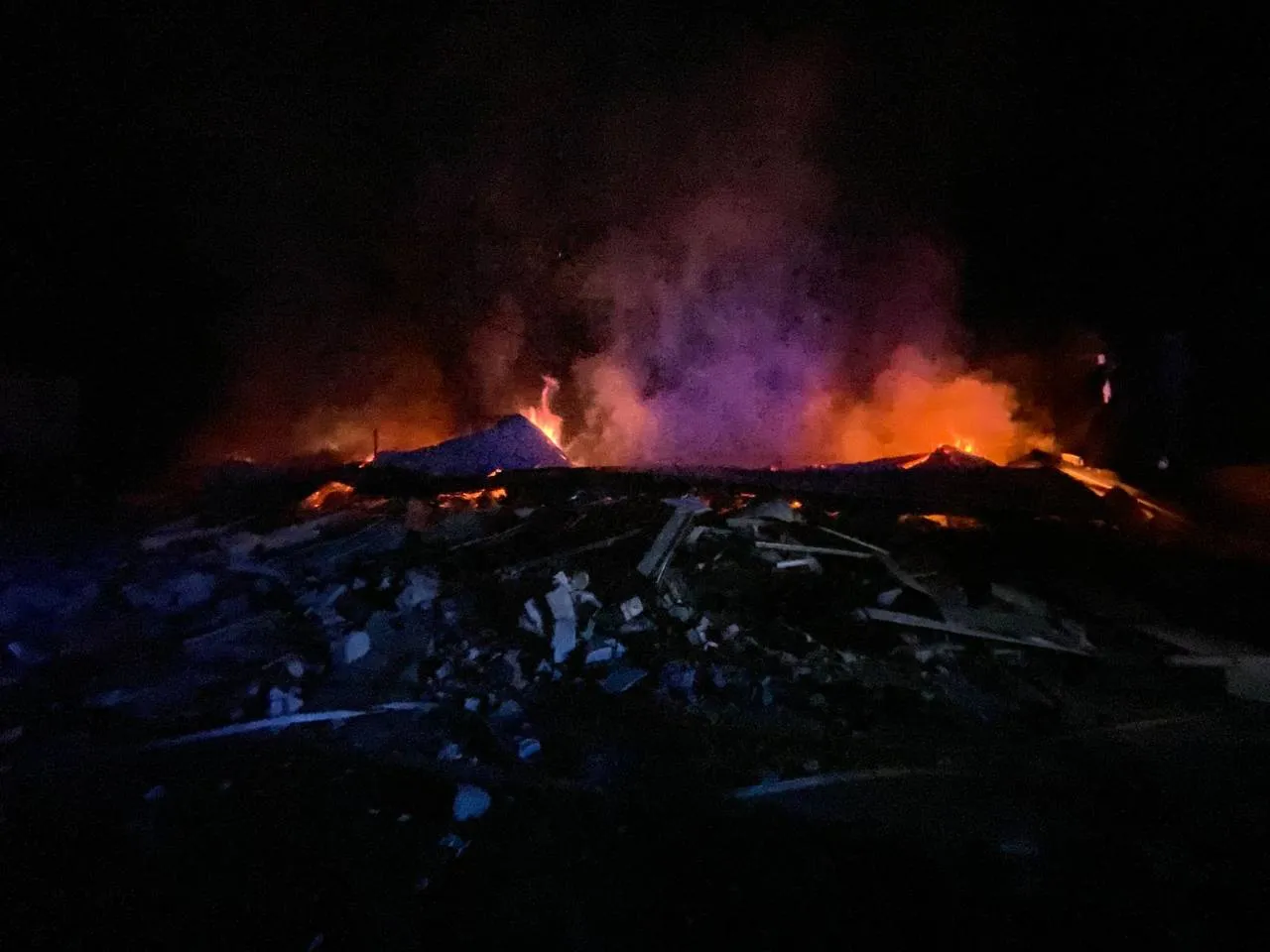 Травмована людина, знищена будівля та понад 2000 людей без світла – росіяни атакували Полтавщину