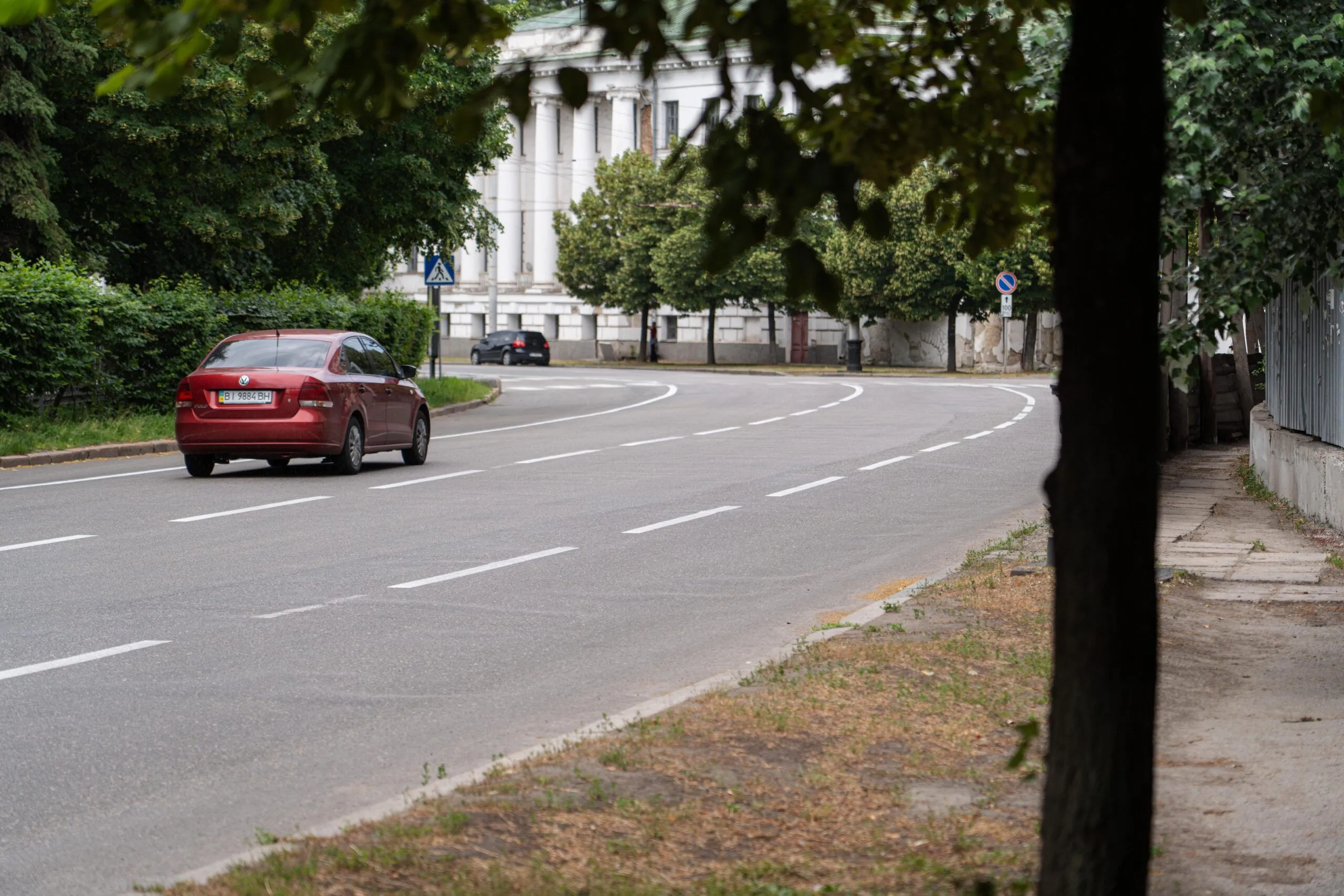 На дев’яти вулицях Полтави оновлюють дорожню розмітку