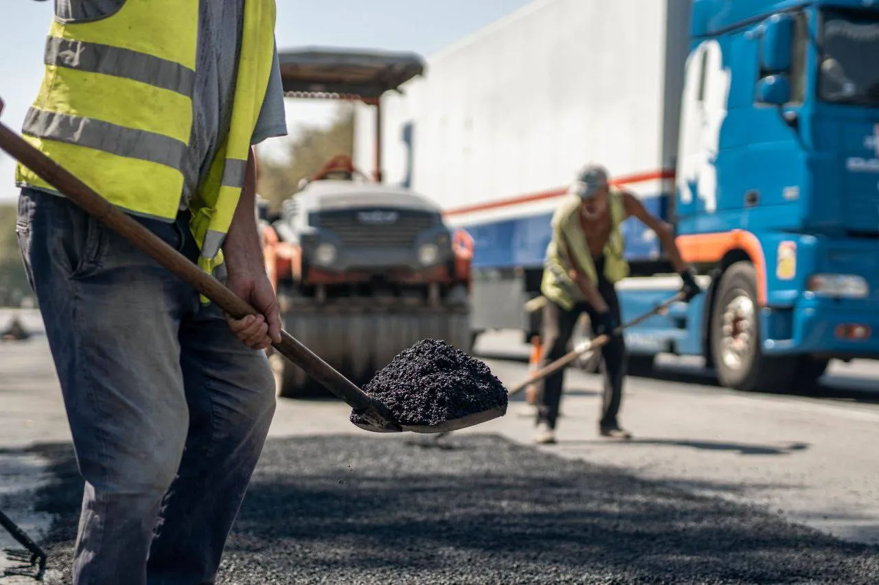 На ремонт полтавських дворів та вулиць оголосили 19-мільйонний тендер