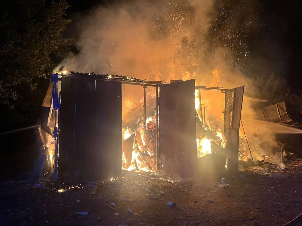 Уламки російського БпЛА спричинили пожежу на Полтавщині