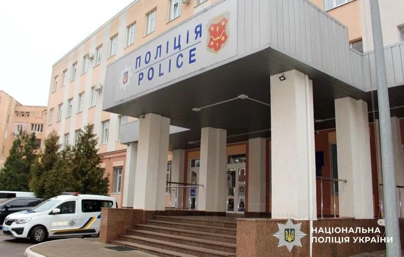 У Полтавському районі після падіння з даху багатоповерхівки загинув хлопець