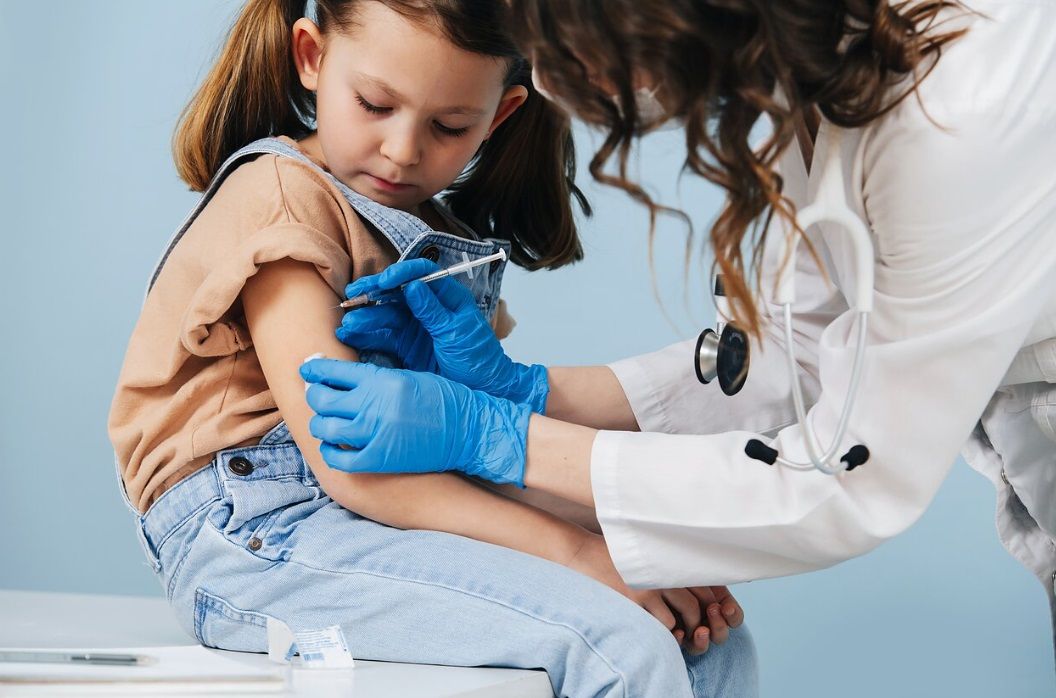 Оновлений графік вакцинації – які зміни очікують на дітей Полтавщини