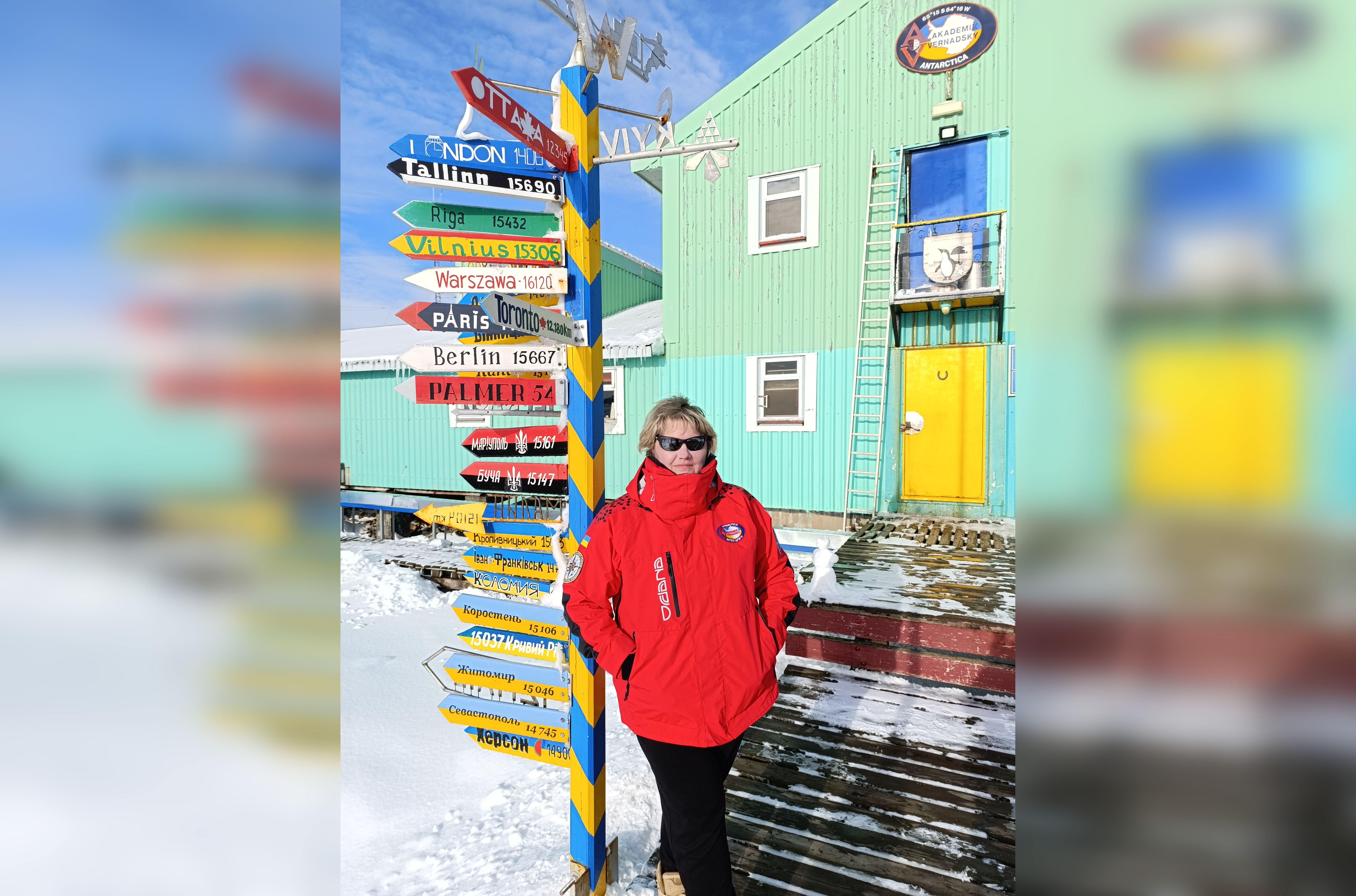 Здійснила давню мрію вирушити в Антарктиду: полтавка готує їжу для української наукової експедиції