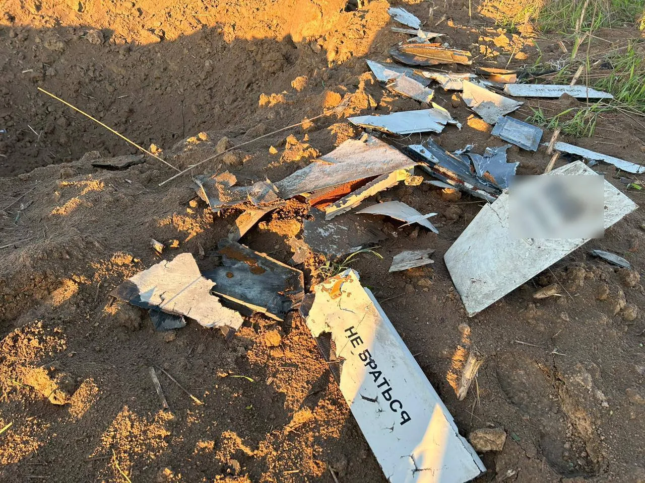На Полтавщині уламки дрона пошкодили складське приміщення