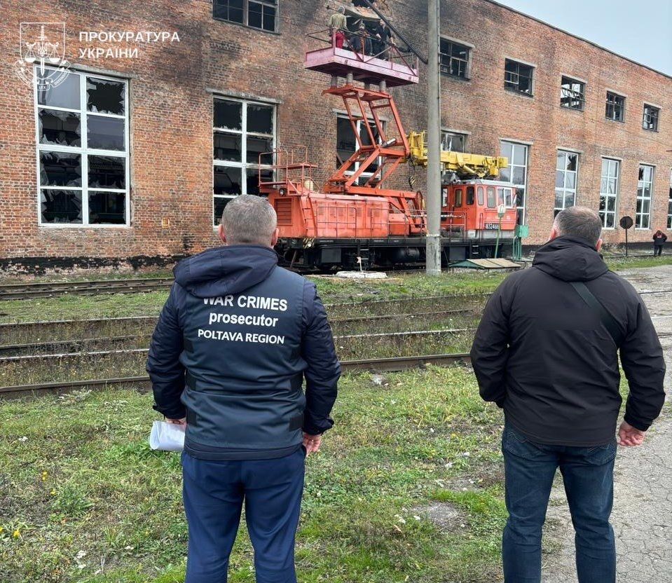 Пошкоджене майно підприємств та поранений працівник – наслідки російської атаки по Полтавщині