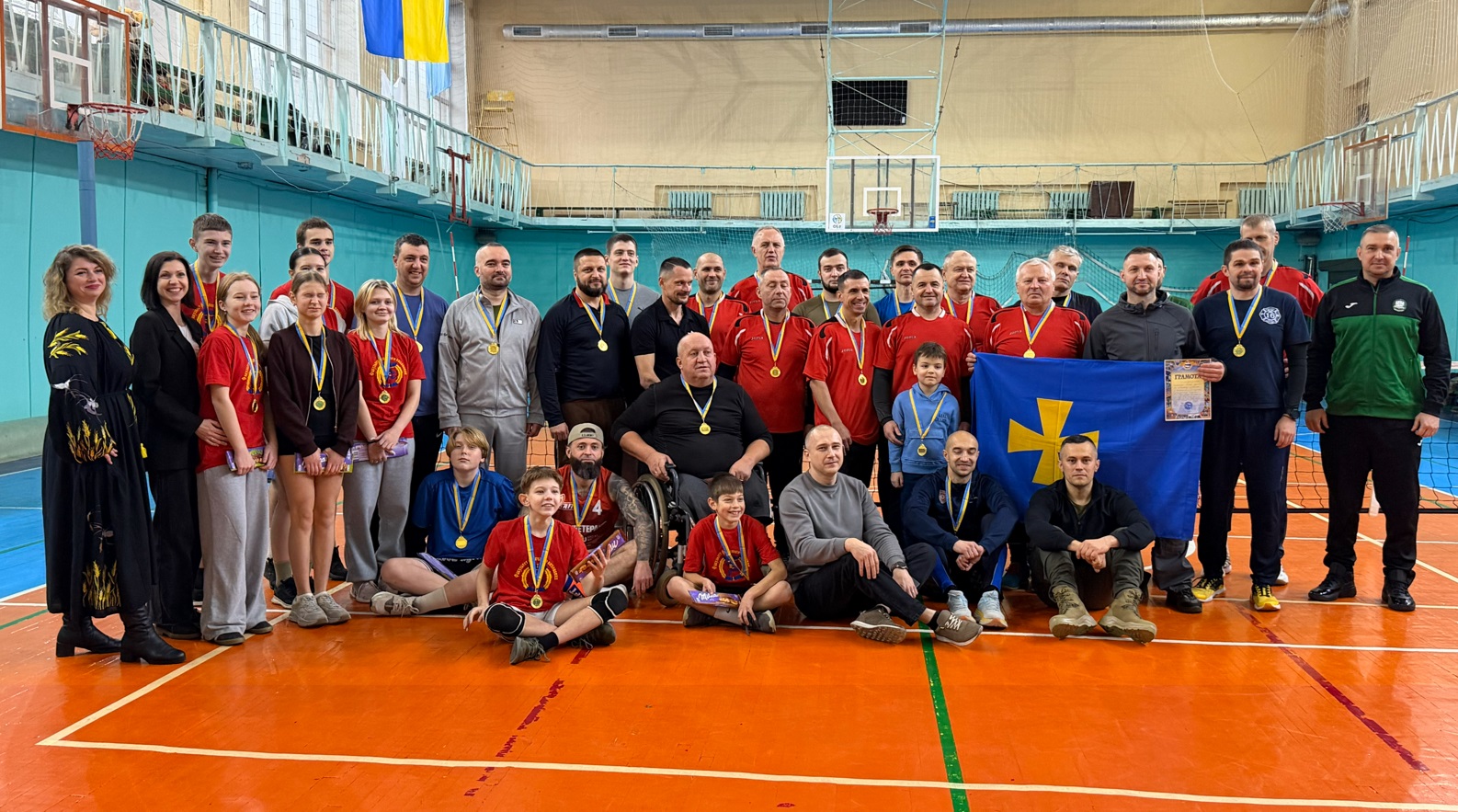 У Полтаві Громадсько-військовий рух провів у обласний ветеранський турнір із волейболу сидячи 
