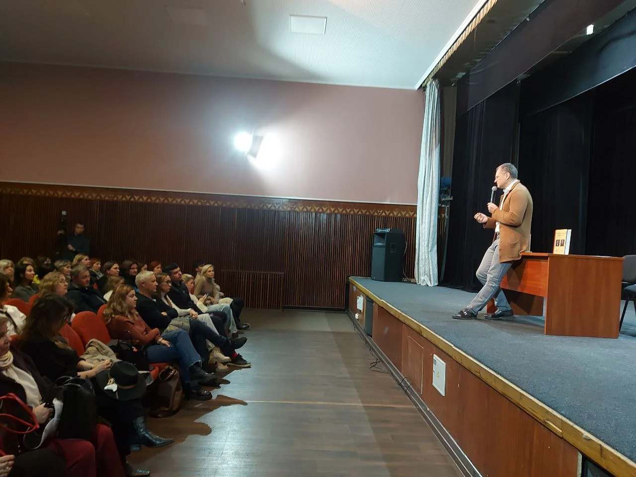 «Лише зріле суспільство сформує зрілу владу», – Дмитро Кулеба у Кременчуці про припинення вогню та перспективи України