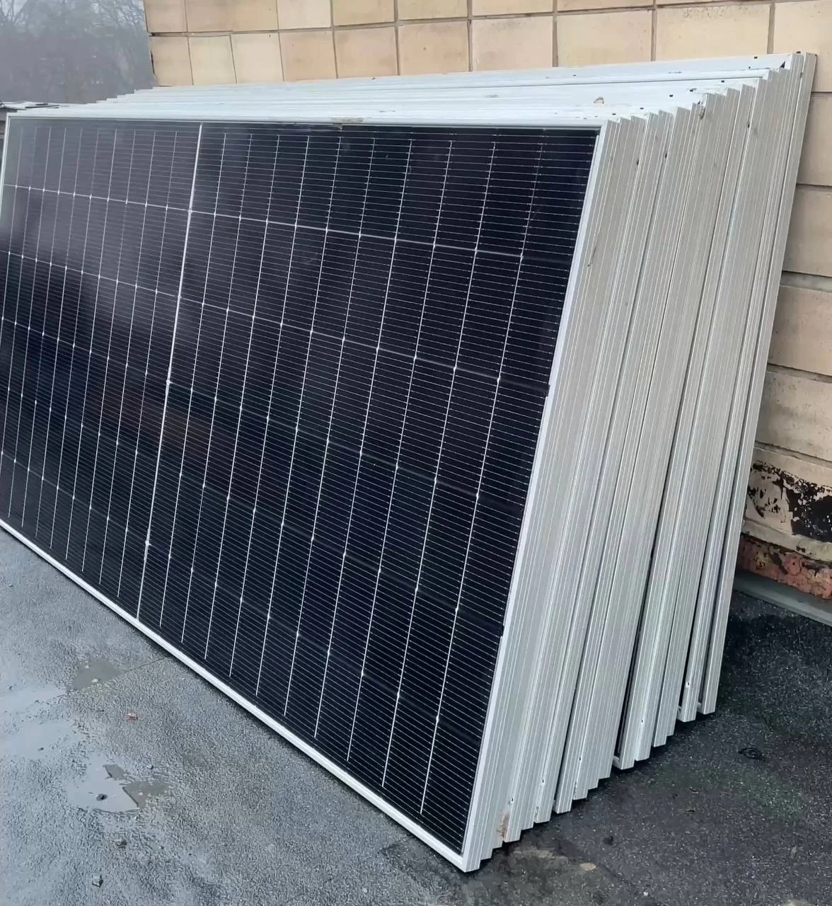 До кінця року у двох полтавських навчальних закладах встановлять сонячні електростанції