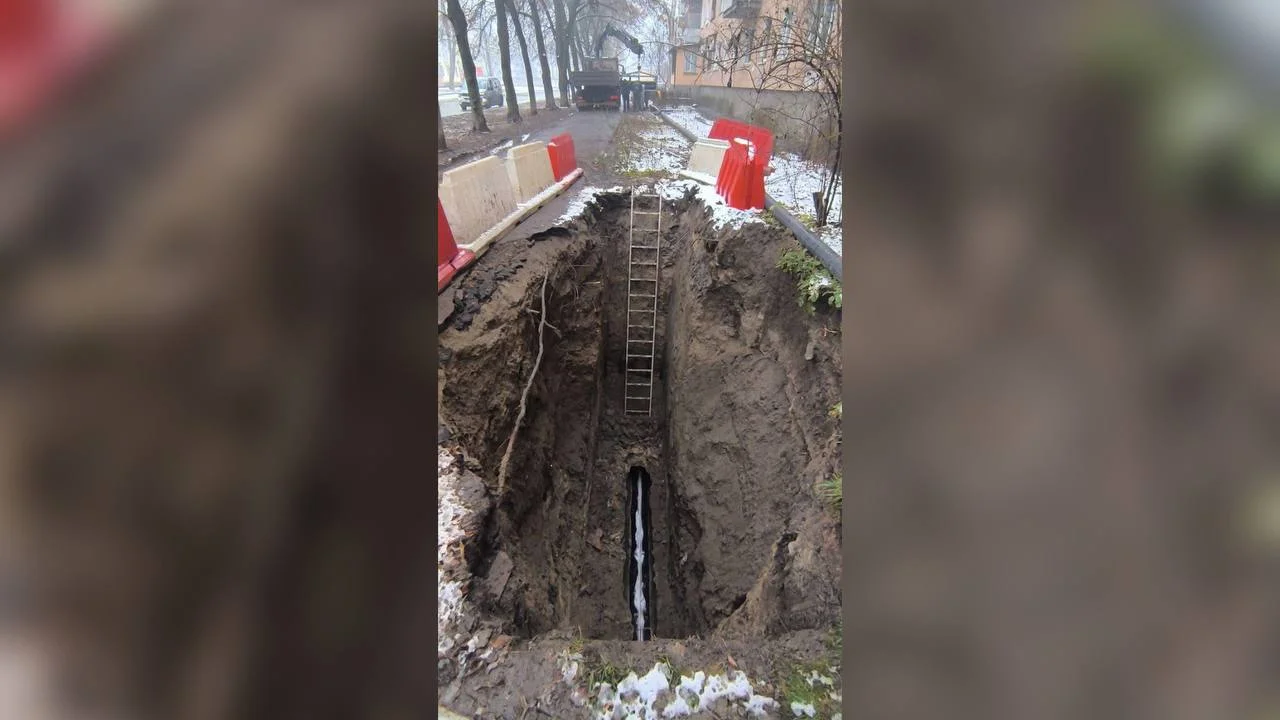 У Полтаві завершили перший етап реконструкції каналізаційного колектора на вулиці Алмазній