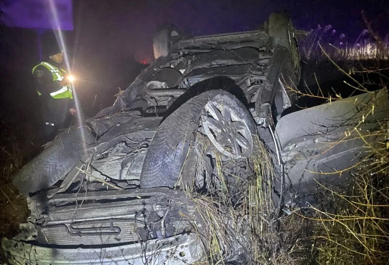 У ДТП на Полтавщині постраждали водій та пасажир легковика: обох госпіталізували