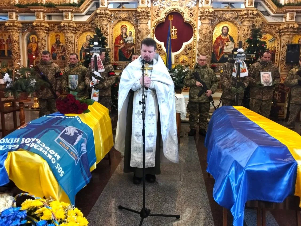 Полтава провела в останню путь двох полеглих захисників України