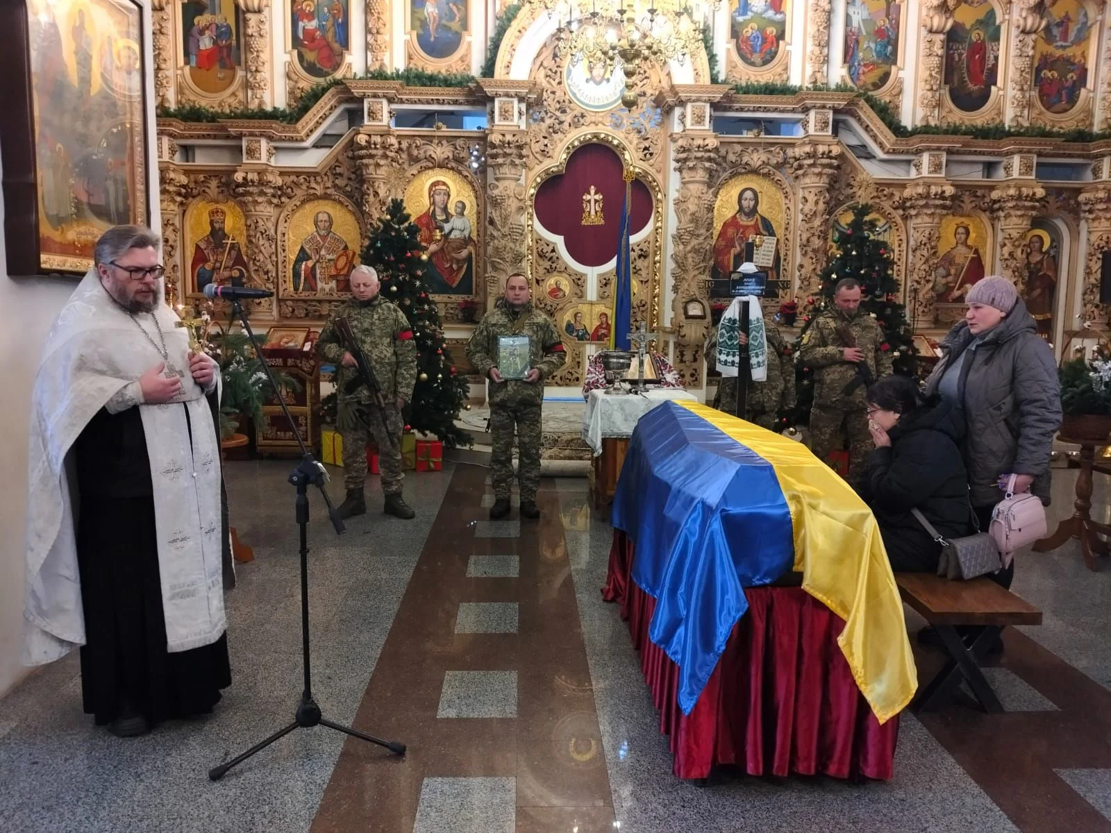 У Полтаві попрощалися з полеглим захисником Олегом Агєєвим