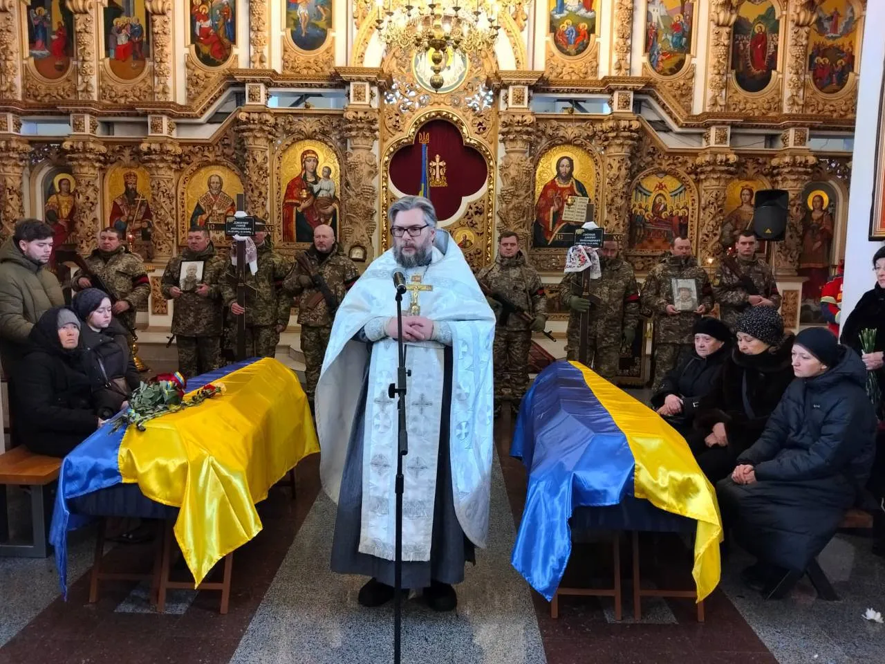 У Полтаві попрощалися з двома військовими