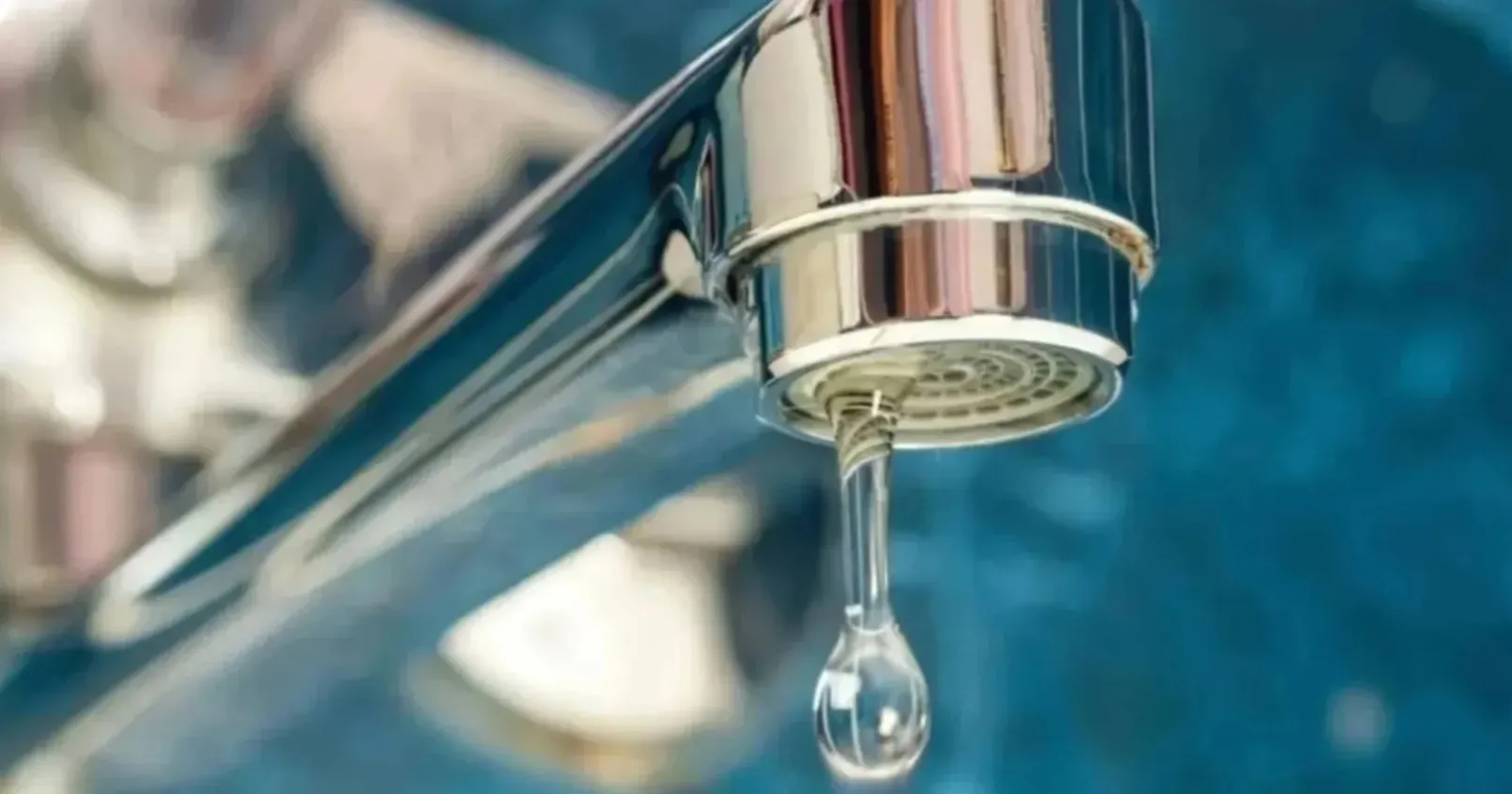 Аварія на мережі: деякі полтавські будинки залишилися без води